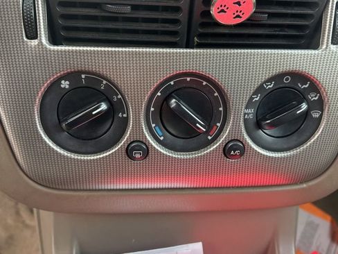 Used 2003 Ford Explorer XLT image 14