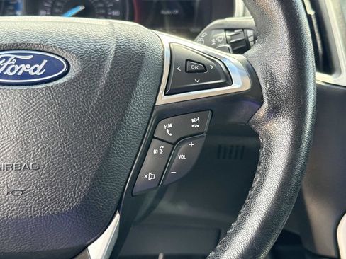 Used 2019 Ford Edge SEL w/ Equipment Group 201A AWD/4WD image 28