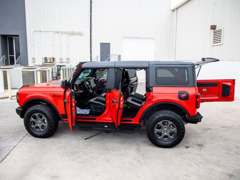 Used 2021 Ford Bronco Big Bend image 12