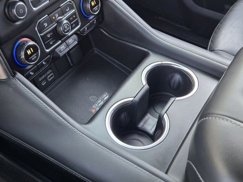 Used 2021 Chevrolet Tahoe Z71 w/ Luxury Package image 26