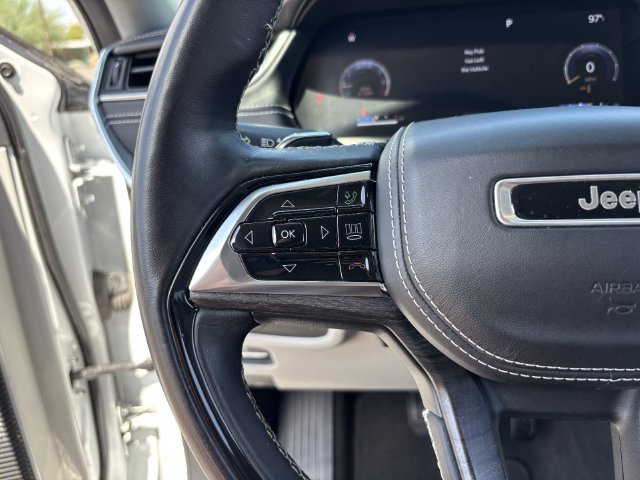 Used 2021 Jeep Grand Cherokee L Overland w/ Advanced Protech Group III AWD/4WD image 27