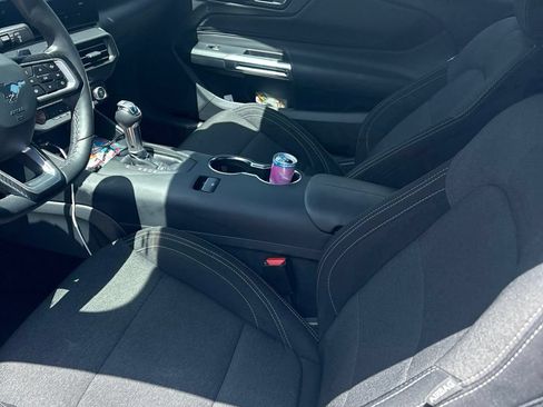 Used 2025 Ford Mustang GT RWD image 7
