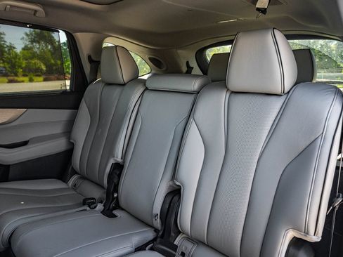 Used 2023 Acura MDX SH-AWD w/ Advance Package image 20