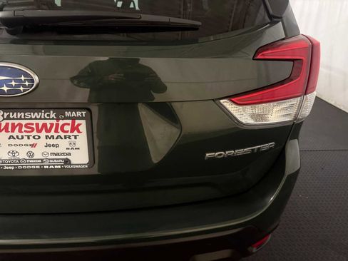 Certified 2023 Subaru Forester Premium image 18