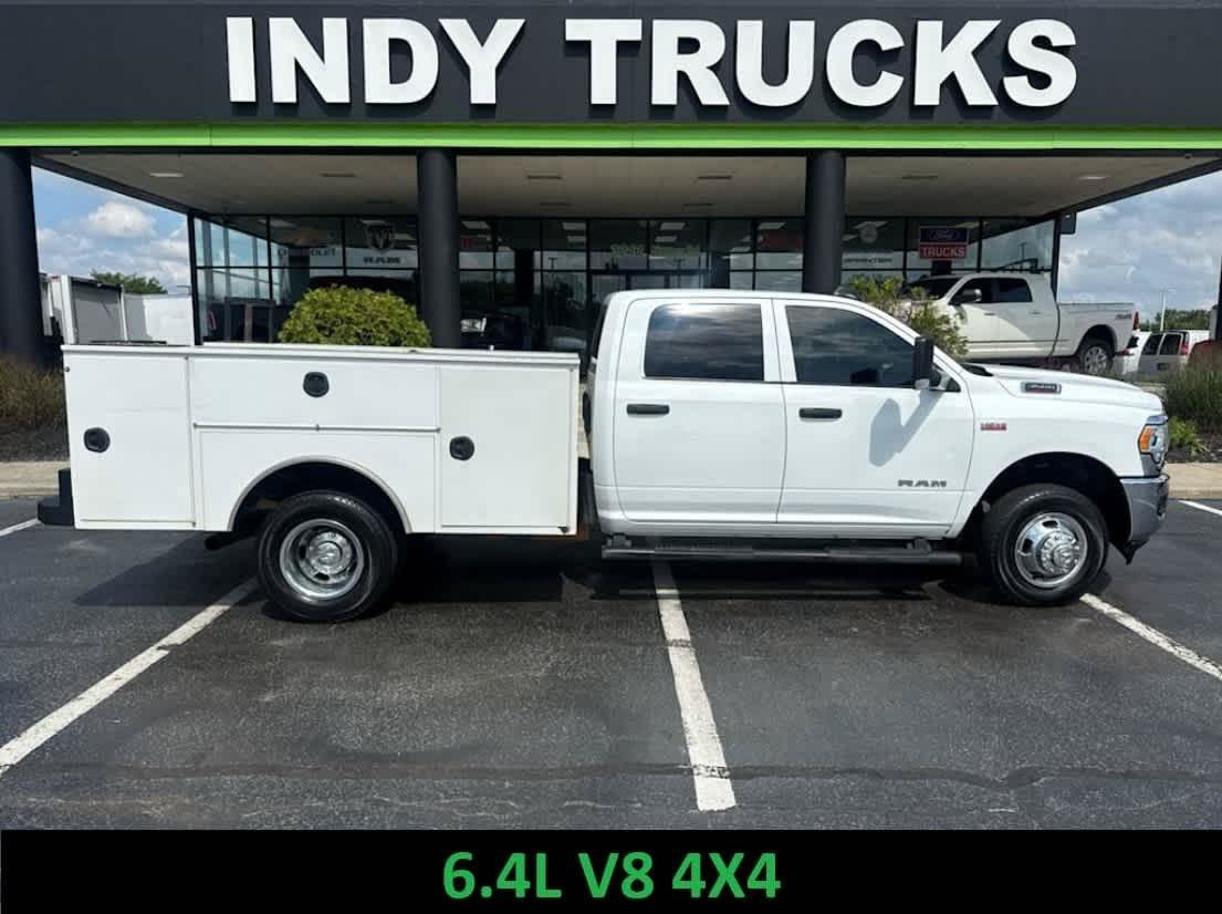 Used 2022 RAM 3500 Tradesman w/ Chrome Appearance Group AWD/4WD image 1