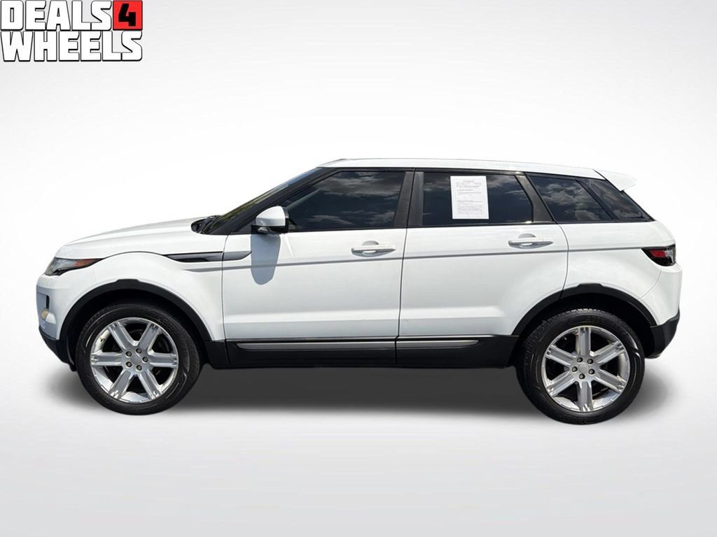 Used 2015 Land Rover Range Rover Evoque Pure Plus AWD/4WD image 2