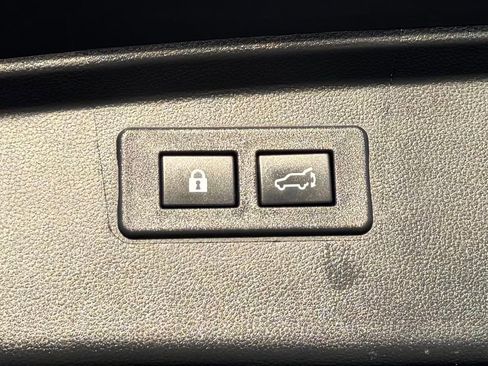 Used 2025 Subaru Outback Wilderness image 12