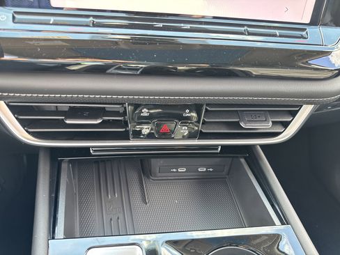 New 2026 Volkswagen Atlas SE image 19