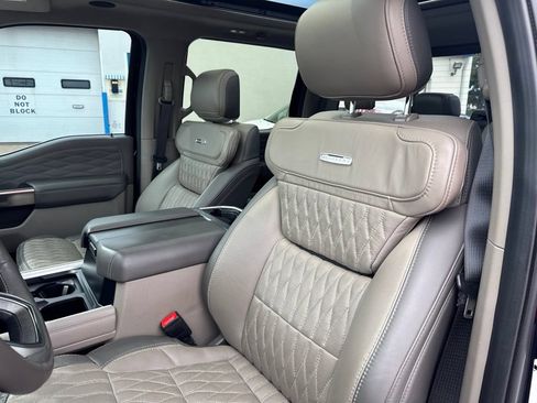 Used 2025 Ford F450 Platinum w/ Platinum Plus Package AWD/4WD image 12