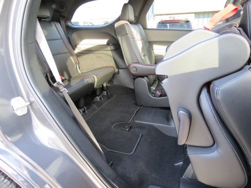 Used 2024 Dodge Durango GT image 27