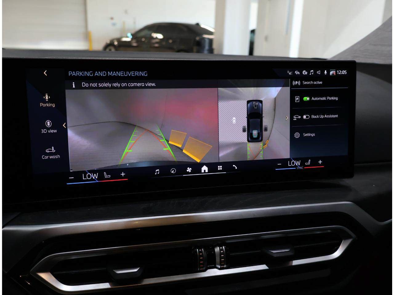 Certified 2024 BMW i4 eDrive35 w/ Premium Package RWD image 19