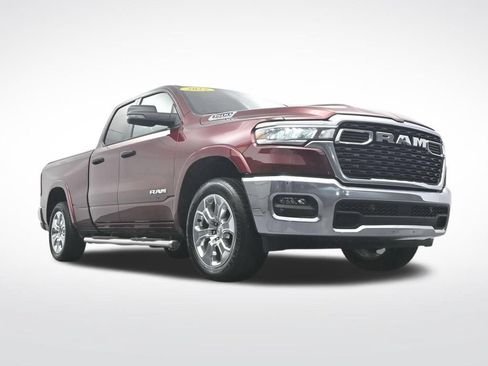 Used 2025 RAM 1500 Big Horn AWD/4WD image 40