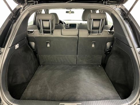 Used 2021 Honda HR-V Sport image 39