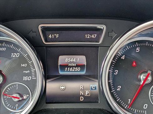 Used 2018 Mercedes-Benz GLS 550 4MATIC image 2