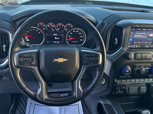 Used 2022 Chevrolet Silverado 1500 LTZ image 19