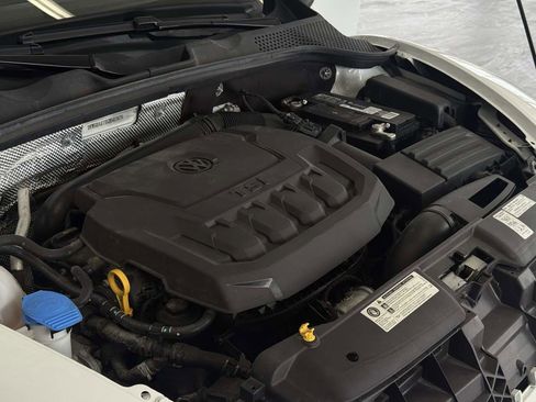 Used 2019 Volkswagen Beetle 2.0T FWD image 20