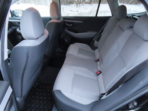 Used 2020 Subaru Outback Premium image 28