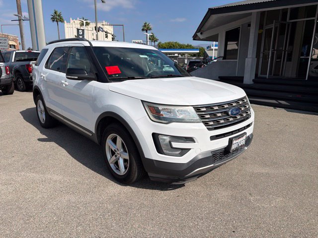 Used 2016 Ford Explorer XLT AWD/4WD image 9