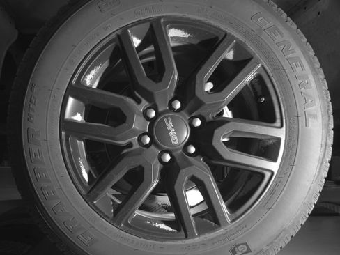 Used 2025 GMC Sierra 1500 Elevation AWD/4WD image 11