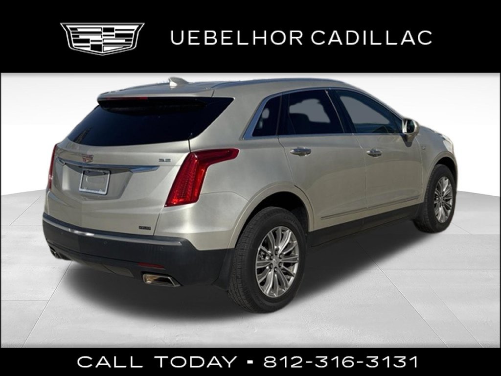 Used 2017 Cadillac XT5 Luxury w/ Driver Awareness Package FWD image 7
