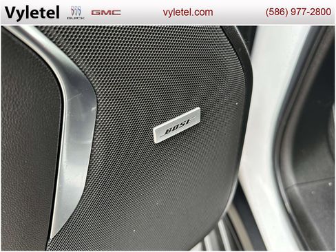 Used 2023 GMC Yukon XL AT4 image 18