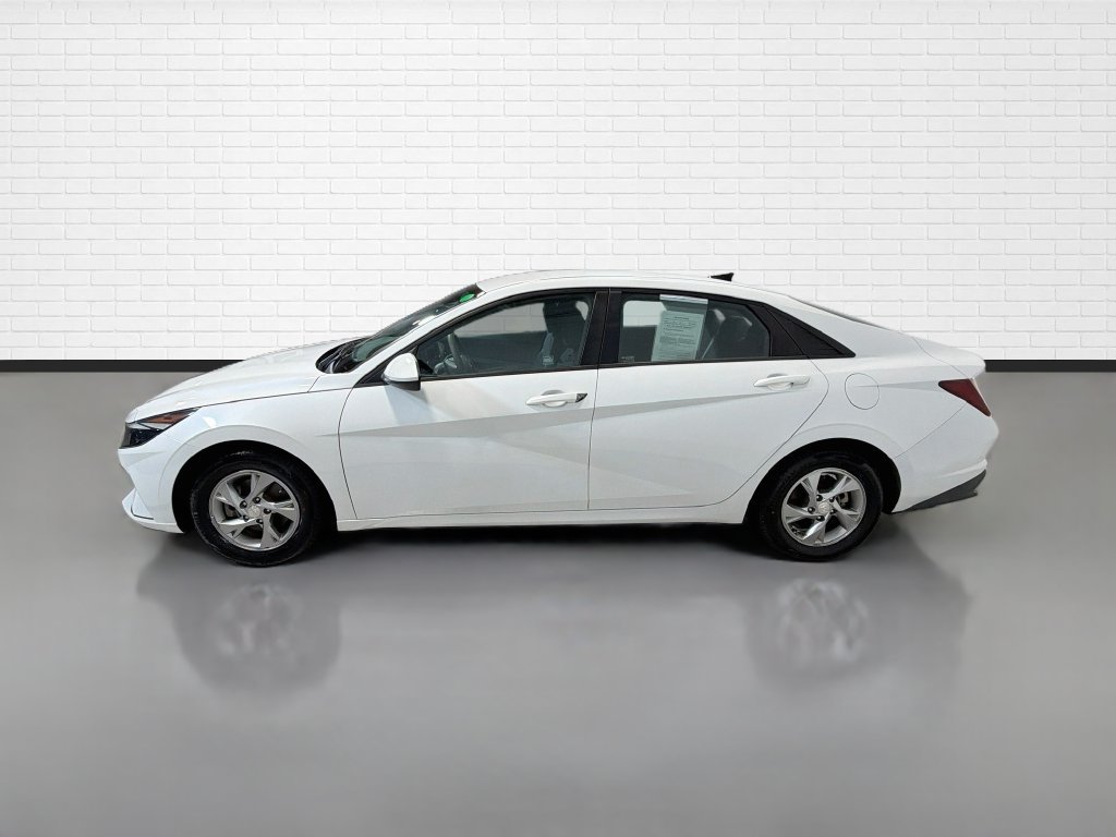 Used 2021 Hyundai Elantra SE FWD image 6