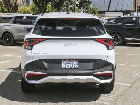 Certified 2025 Kia Sportage EX FWD image 9