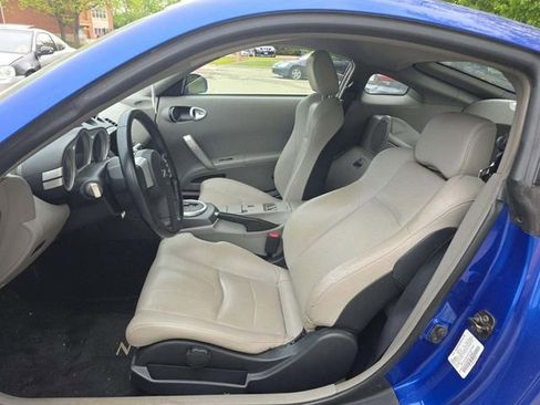 Used 2003 Nissan 350Z Touring RWD image 6