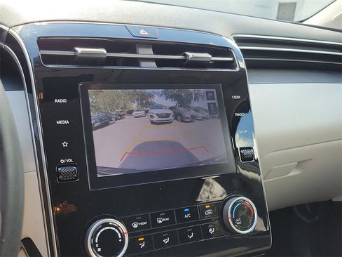 Used 2022 Hyundai Tucson SEL image 34