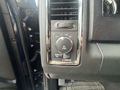 Used 2015 RAM 1500 Sport w/ Comfort Group AWD/4WD image 12