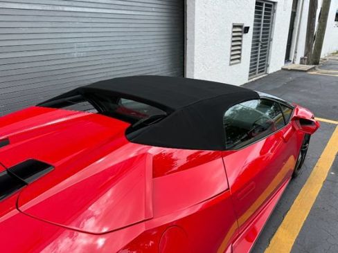 Used 2021 Lamborghini Huracan EVO RWD image 18