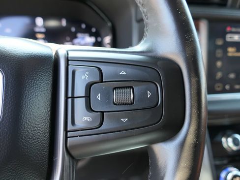 Used 2024 GMC Yukon Denali Ultimate AWD/4WD image 15