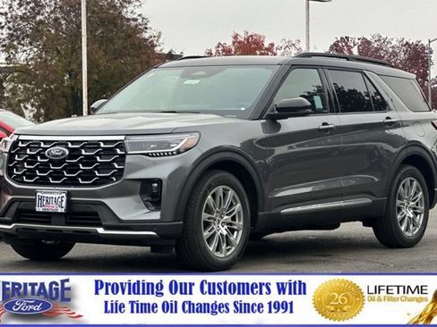 New 2026 Ford Explorer Platinum image 8