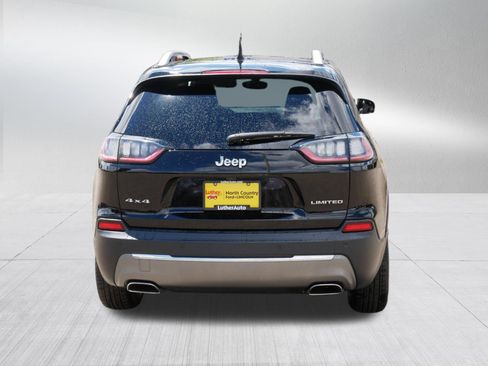 Used 2019 Jeep Cherokee Limited AWD/4WD image 6