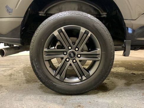 Used 2022 Ford F150 XLT w/ Equipment Group 302A High image 16