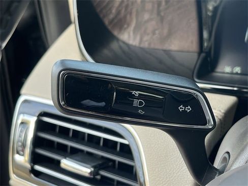 Used 2022 Lincoln Navigator Reserve image 24