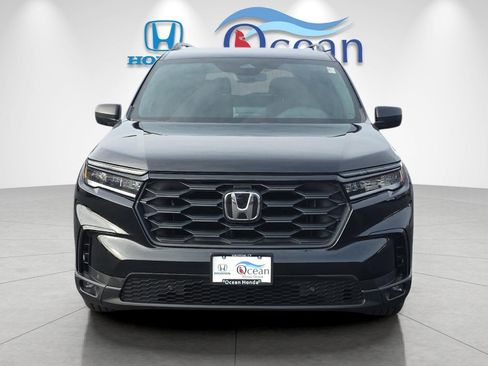 Used 2023 Honda Pilot Sport image 8