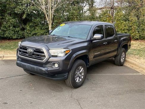 Used 2019 Toyota Tacoma SR5 image 3