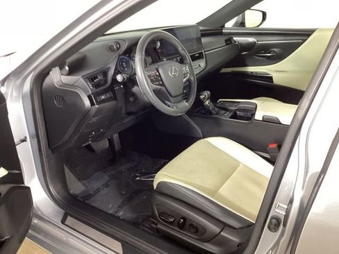 Used 2022 Lexus ES 300h w/ Premium Package FWD image 32