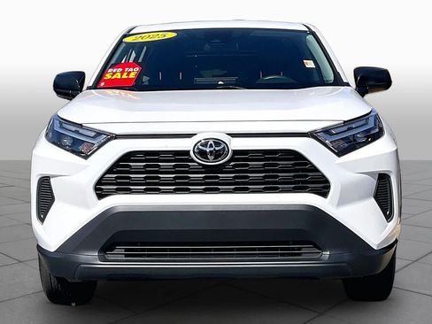 Used 2025 Toyota RAV4 LE FWD image 4