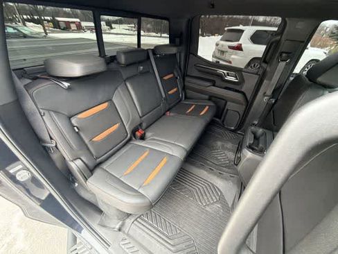 Used 2024 GMC Sierra 1500 AT4 w/ AT4 Preferred Package AWD/4WD image 21