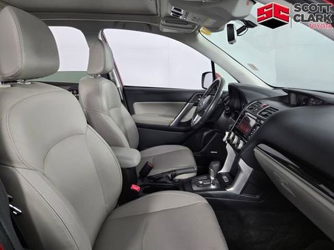 Used 2017 Subaru Forester 2.5i Limited image 15