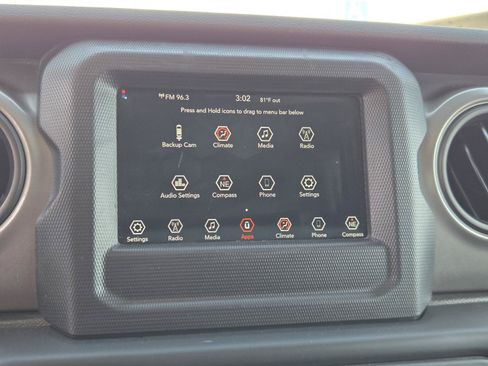Used 2023 Jeep Wrangler Unlimited Sport AWD/4WD image 7