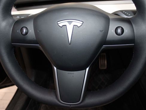 Used 2023 Tesla Model 3 Performance image 17