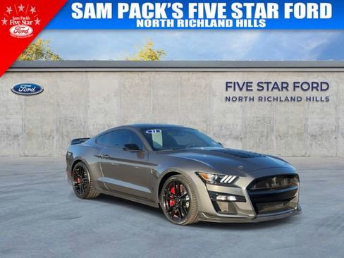 Used 2021 Ford Mustang Shelby GT500 image 2
