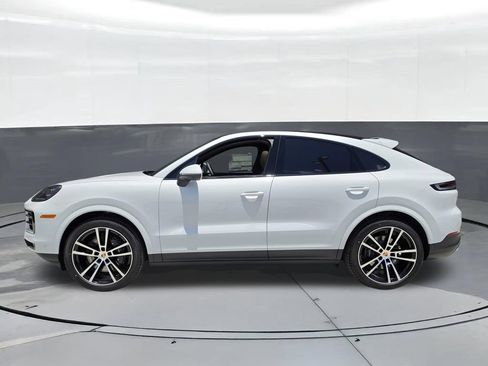 New 2026 Porsche Cayenne Coupe AWD/4WD image 2
