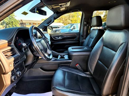 Used 2021 Chevrolet Tahoe Z71 image 14