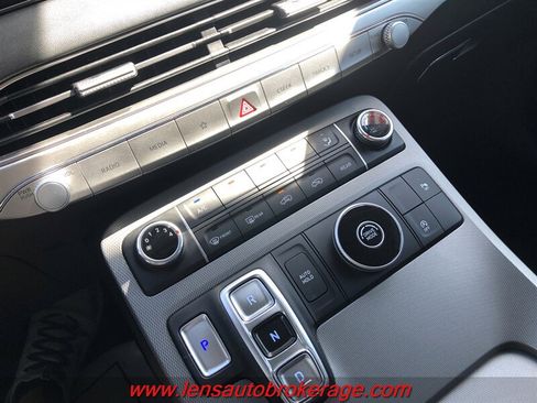 Used 2021 Hyundai Palisade SE FWD image 14