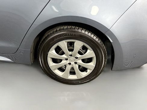 Certified 2022 Toyota Corolla LE image 32