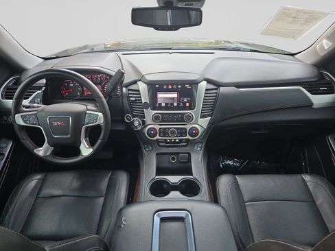 Used 2016 GMC Yukon XL SLT w/ HD Trailering Package AWD/4WD image 15
